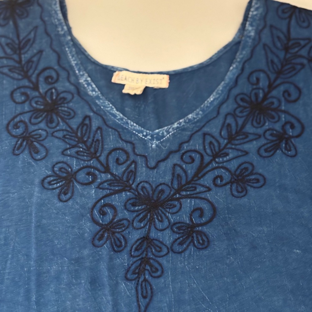 Beach By Exist Poncho Women One Size Blue Embroidered V-Neck Rayon Good Preowned
